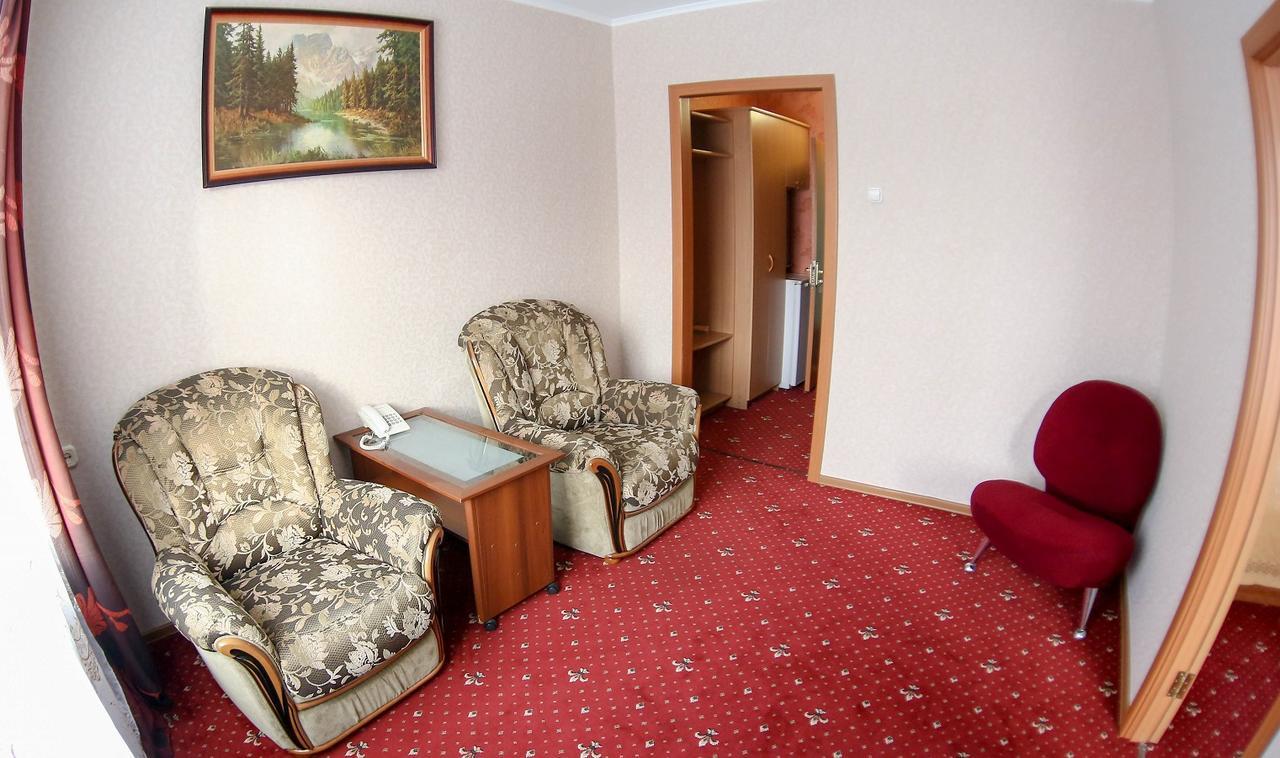 Severnaya Hotel Novosibirsk Bagian luar foto
